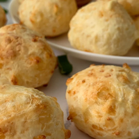 Rompé la rutina con estos rolls de chipá, que son un vicio para acompañar los mates de la tarde