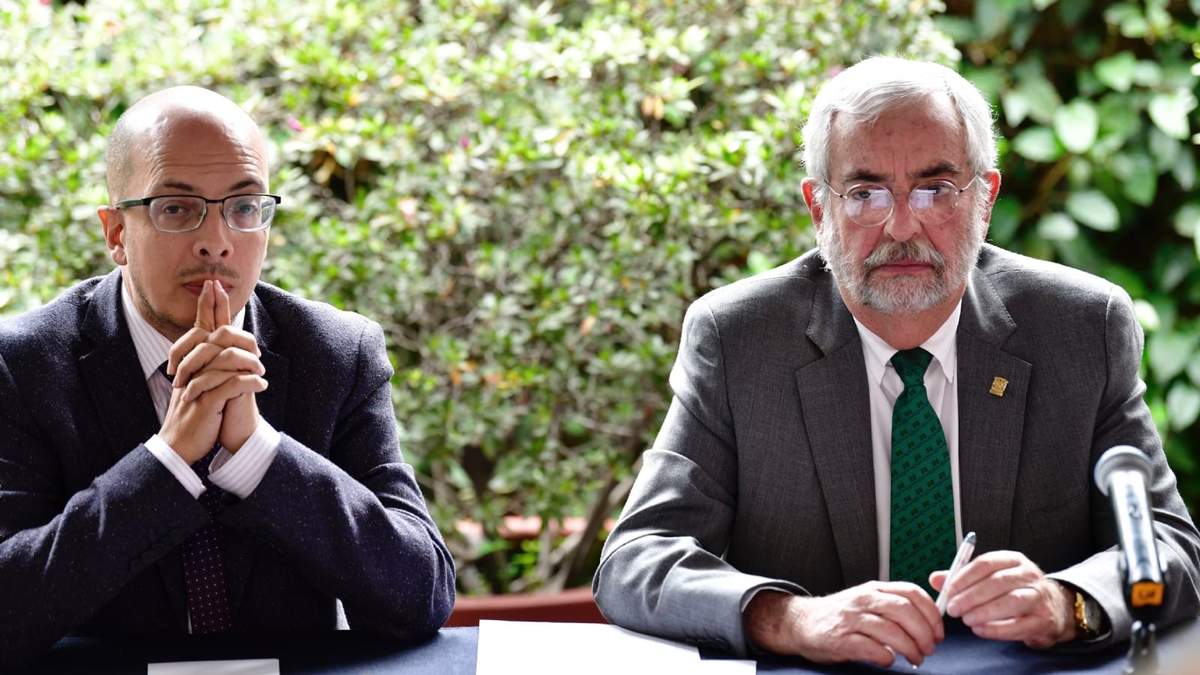 Jorge Volpi y Enrique Graue