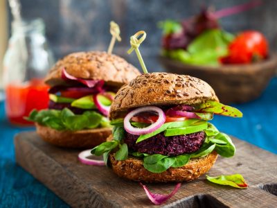Sin gluten y veggies: estas hamburguesas de trigo sarraceno te dan todo lo que necesitás y son muy fáciles de hacer