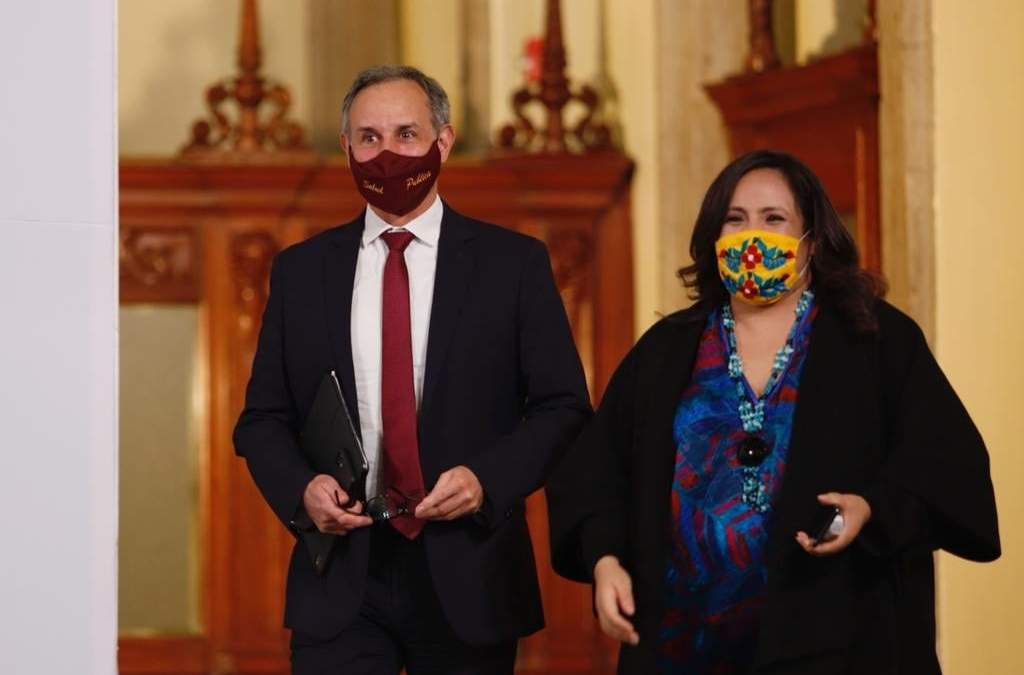 Hugo López-Gatell y Alethse de la Torre Rosas, directora general del Centro Nacional para la Prevención y Control del VIH/sida