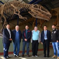Se presentó el Rally del Petróleo y los Dinosaurios en Cutral Co y Plaza Huincul