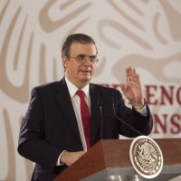 Silencio por amenazas de Trump es por estrategia: Ebrard