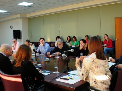 La donación de un terreno que ocupa el club Lácar dio su primer paso para llegar al recinto