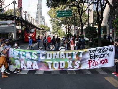 ¿Qué pasará con las becas si desaparece el Conacyt? Esto dice la nueva Ley de Ciencia