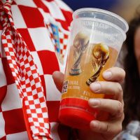Qatar prohíbe la venta de alcohol en los estadios a pocos días del inicio del mundial