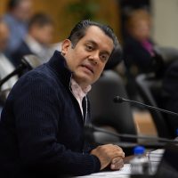 Sergio Gutiérrez Luna sustituirá a Ifigenia Martínez en la mesa directiva: Monreal