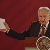 Dos cuentas con 446 mil 68 pesos los únicos bienes de AMLO