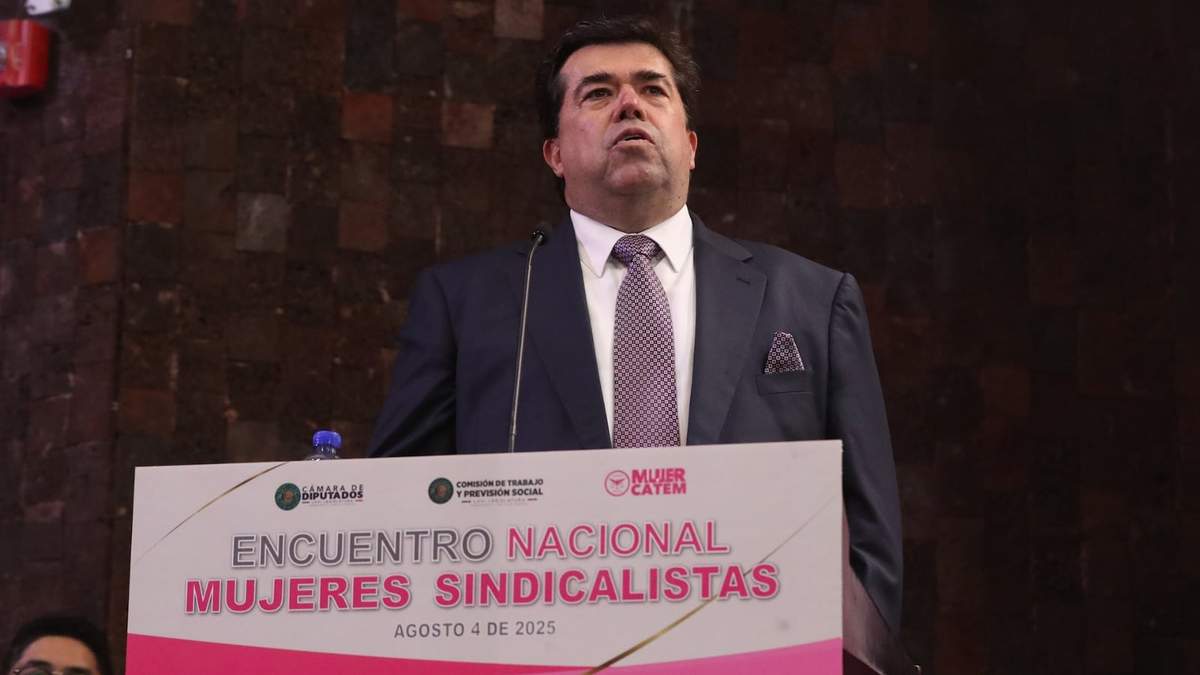 Pedro Haces en el Encuentro Nacional de Mujeres Sindicalistas