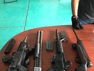 Caen 10 presuntos delincuentes, entre ellos dos policías, en Tabasco