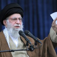 Irán condena a un periodista iraní-estadunidense a 10 años de prisión