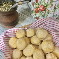 Bizcochitos caseros con solo dos ingredientes: la receta que necesitabas para el mate