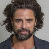 Furor por el impresionante cambio de look de Luciano Castro