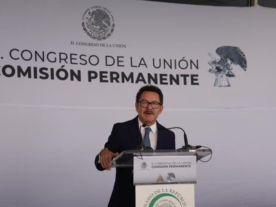 Inzunza no acudió al Senado porque no fue convocado por la bancada morenista: Ignacio Mier