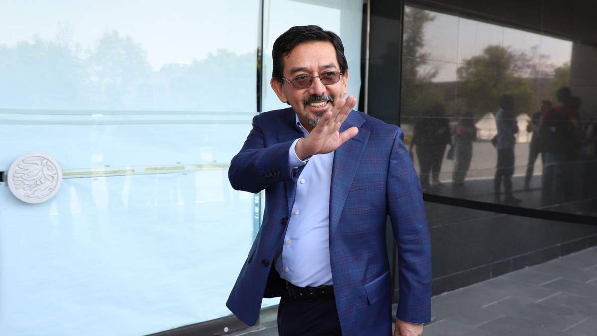 Arturo Chávez, director de los Talleres Gráficos de México, en la Cámara de Diputados