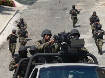 Familiares de desaparecidos denuncian intimidación de personal naval en Nuevo Laredo