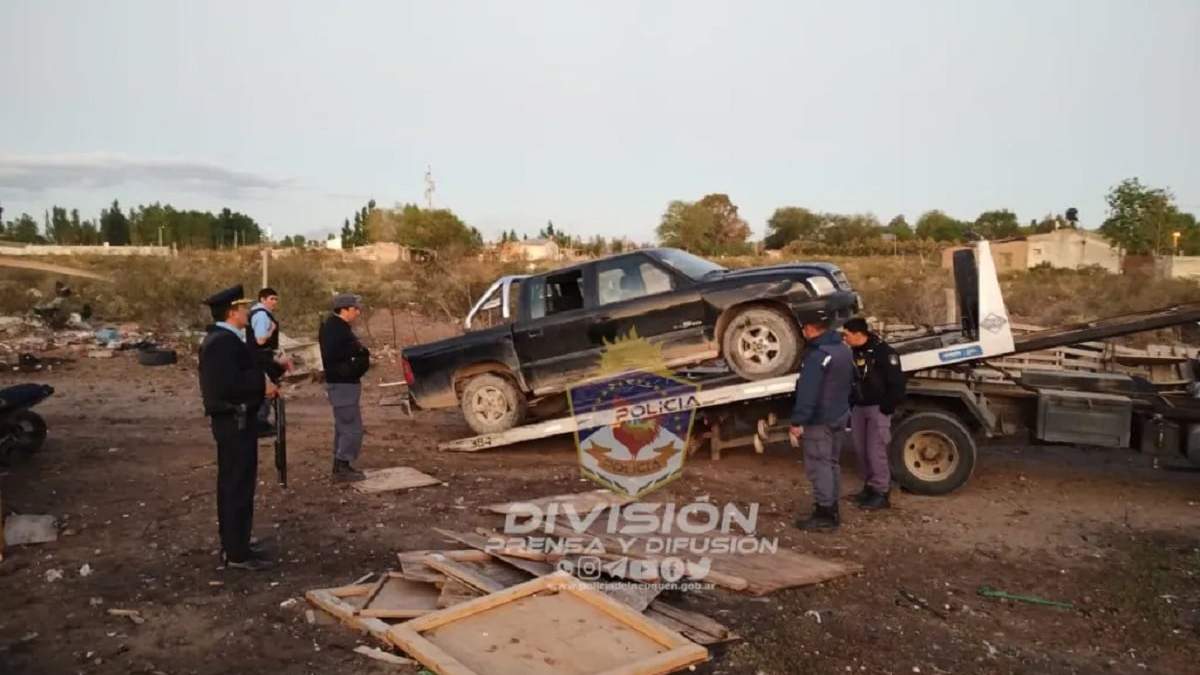La camioneta fue recuperada en Neuquén. Fuente: (Policía de Neuquén)