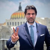 Eduardo Verástegui, conocido por su postura antivacunas, da positivo a covid-19