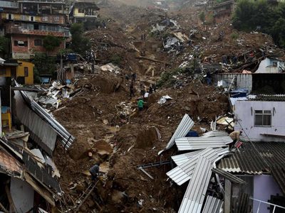 Tragedia en Brasil: ya son más de 100 los fallecidos por el temporal en Petrópolis