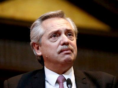 Fernández lapidario: “La Argentina está en terapia intensiva y hay que moverse con cuidado”