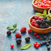 Los 3 alimentos que son clave para mejorar la energía y bienestar de cualquier mujer