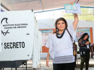 Clara Brugada vota en elección judicial; afirma que habrá seguridad en todas las casillas de la CDMX