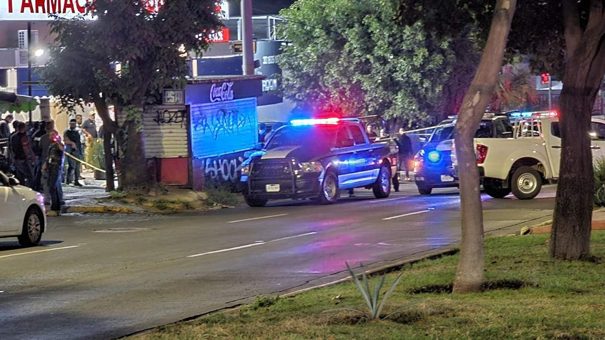 El funcionario de la Fiscalía de Jalisco fue asesinado afuera de una farmacia, en Guadalajara