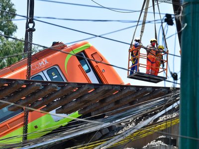 Jeram y Beatriz, los novios que fueron rescatados entre los fierros del Metro