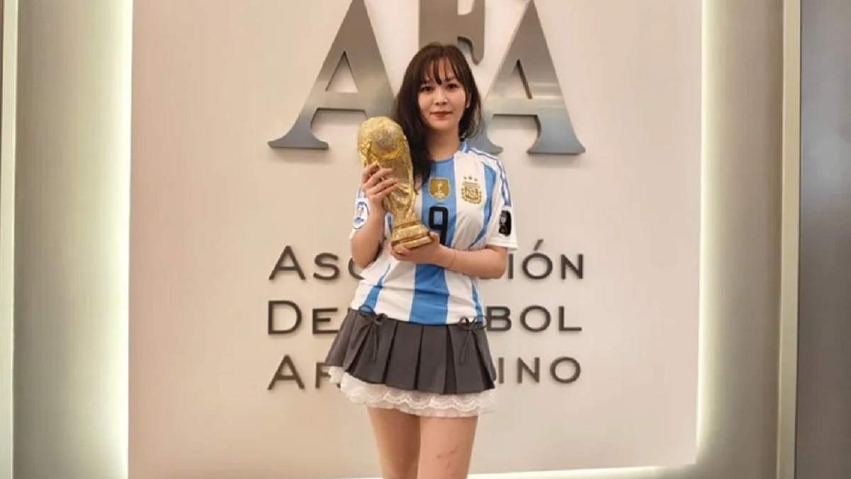 Ailing Hou, la joven china que recorre las canchas de Argentina