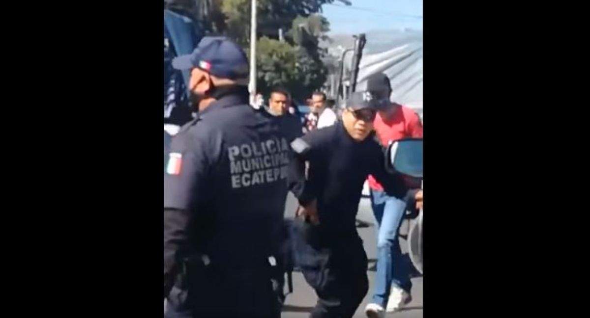 El enfrentamiento entre taxistas y policías municipales de Ecatepec