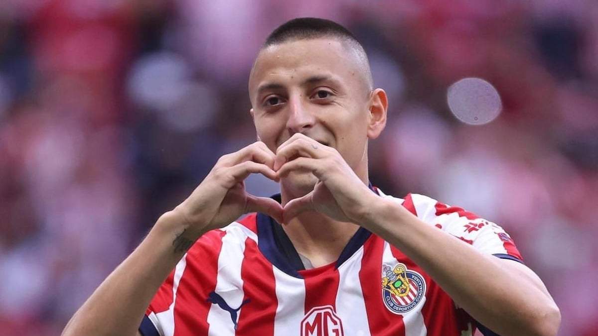 FMF informa que “el Piojo” Alvarado no será sancionado tras lanzar petardo a una sala de prensa