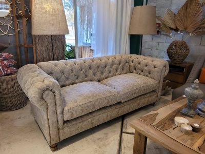 Sofá Chester: la estrella de la decoración que no puede faltar en un hogar con estilo