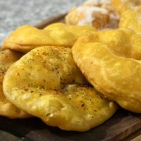 Tortas fritas de queso: ponete la 10 y hacé tremenda receta para acompañar los mates de la tarde