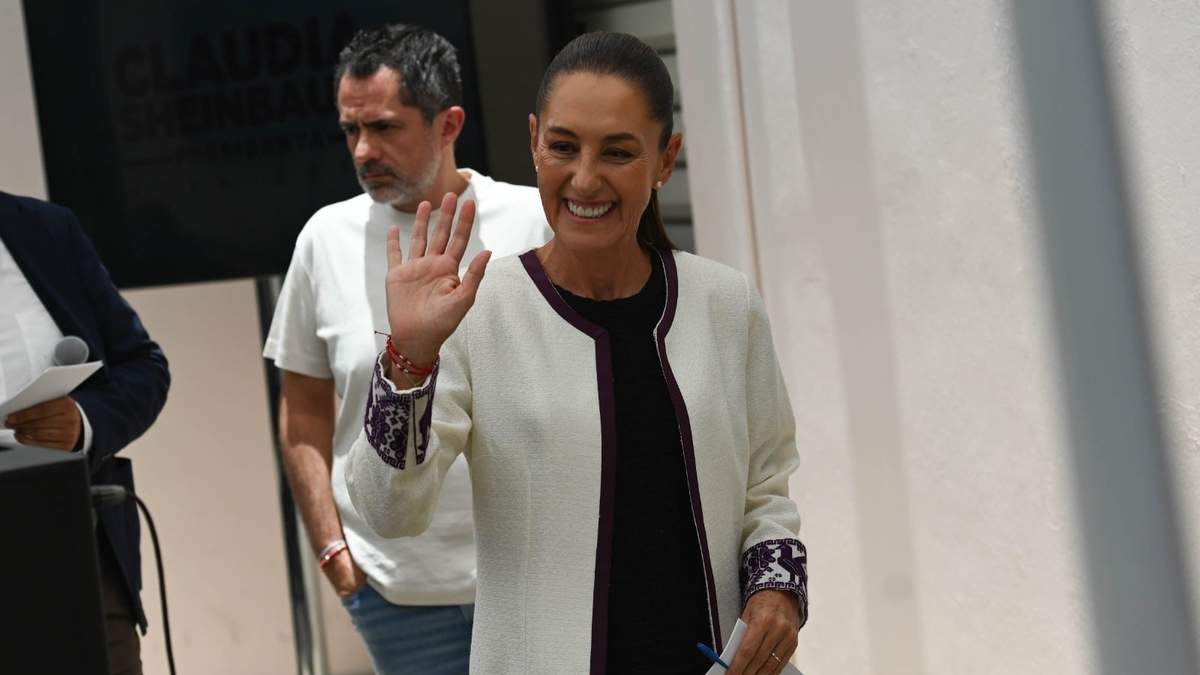 La virtual presidenta electa, al término de su conferencia
