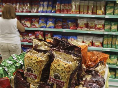Precios congelados: a semanas de Navidad, el Gobierno prepara una gran medida sobre los productos