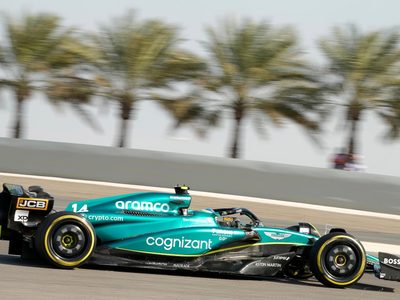 Fernando Alonso lidera la tercera sesión de entrenamiento; "Checo" Pérez llega tercero