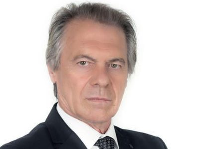De vuelta a las tablas: así luce hoy Miguel Ángel Solá en su reaparición pública