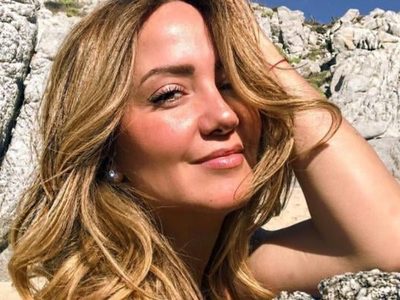 ¿QUÉ? Andrea Legarreta sorprendió a todos con esta cena de gala. ¿Y la cuarentena?