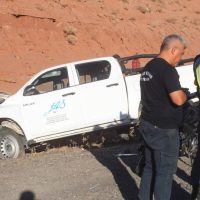 Iba con el celular mientras manejaba y provocó un siniestro vial que terminó con cuatro heridos