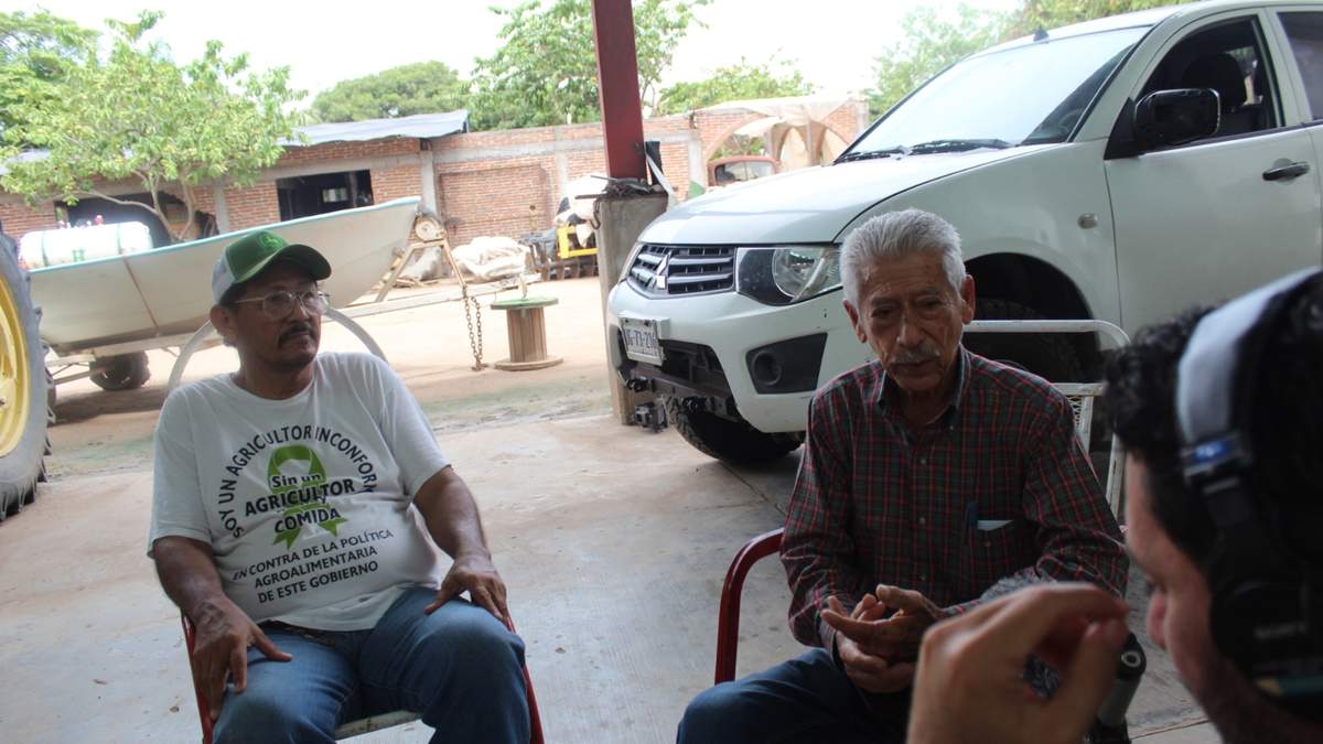 Juan Martín y Martín Lim. Productores de maíz, en crisis