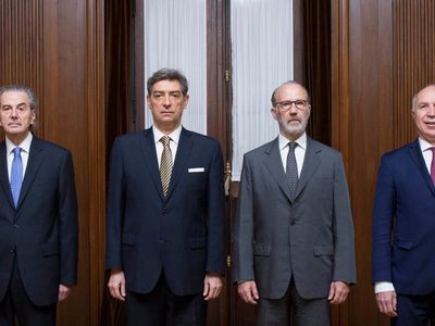 Tras volver de vacaciones, la Corte Suprema  aumentó los sueldos de los judiciales