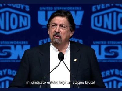 Gómez Urrutia va a Las Vegas a una convención... pero no a Coahuila, donde hay 10 mineros atrapados