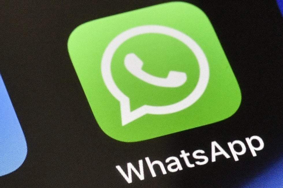 Un icono de WhatsApp se muestra en un iPhone, el 15 de noviembre de 2018, en Gelsenkirchen, Alemania.