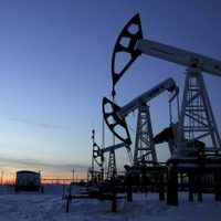 Mercados: los precios del petróleo operaron con leves bajas en las bolsas internacionales