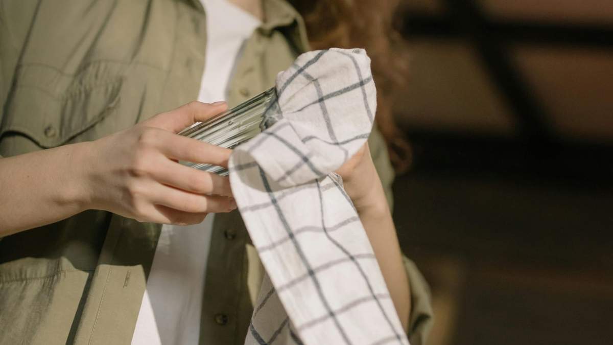 Incorpora el poder del bicarbonato de sodio en tu rutina de lavado y disfruta de la frescura y blancura de tus paños de cocina