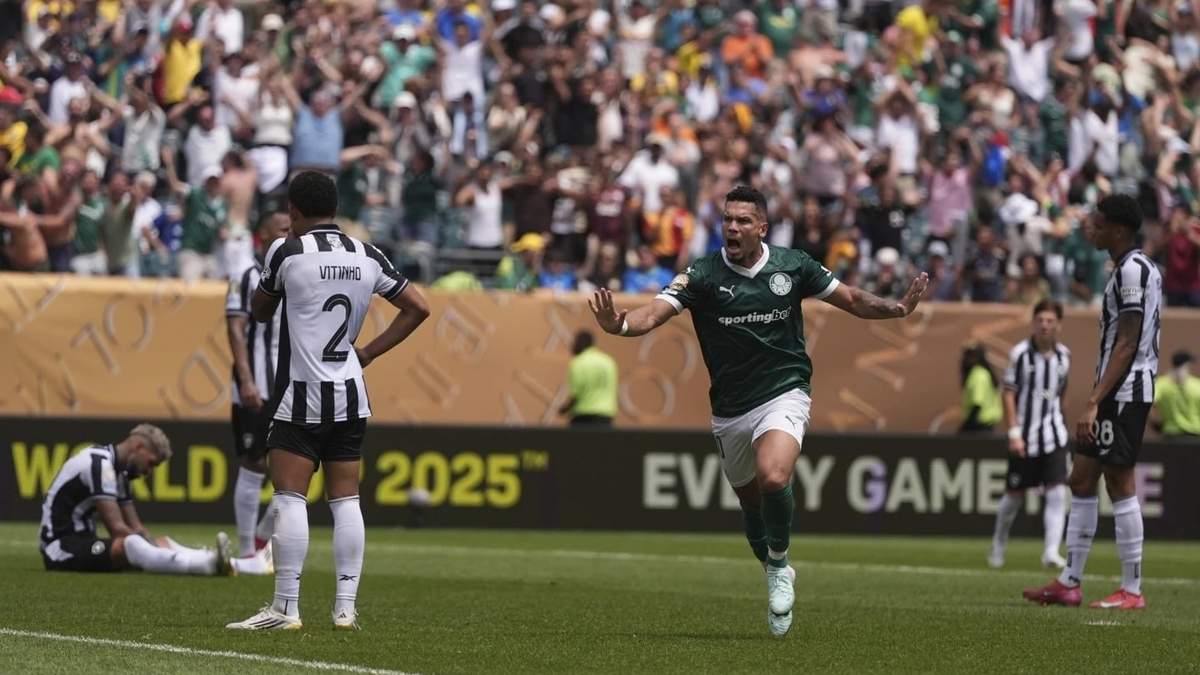 Paulinho anota en la prórroga y Palmeiras vence 1-0 a Botafogo en el Mundial de Clubes