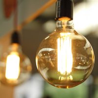 Oficializaron los aumentos de las tarifas de luz y gas para noviembre