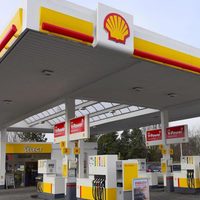 Se define la venta de Shell: Manzano es el candidato para quedarse con las estaciones y la refinería