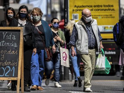 Coronavirus en Argentina: los casos subieron por tercer día consecutivo y pasaron los 7 mil