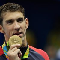 Phelps imponente: logra su medalla de oro número 21