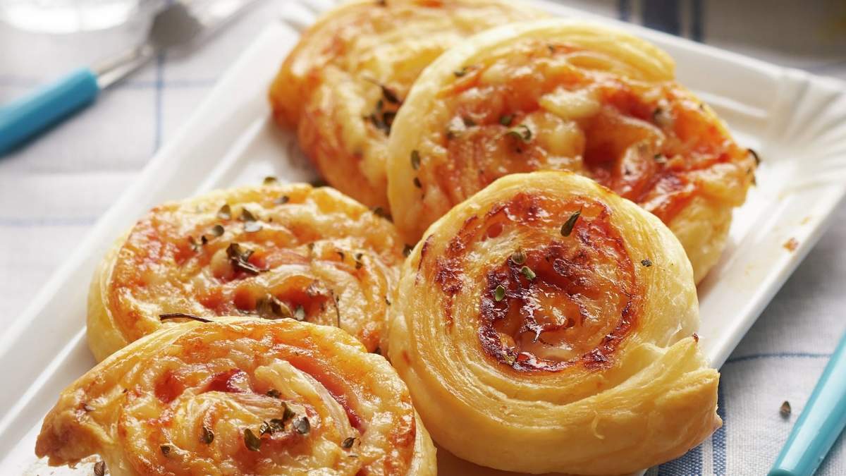 Roll de jamón y queso. Fuente: (Instagram)